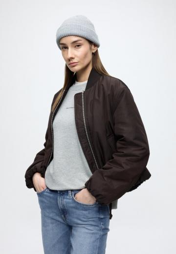 Клешеные джинсы