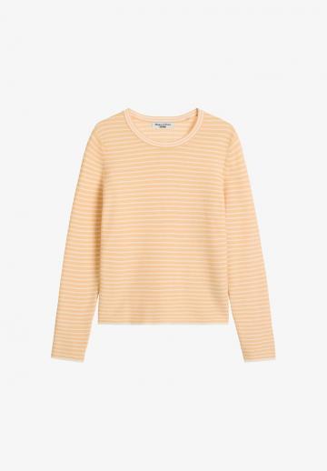 Пуловер в полоску