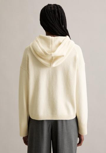 Пуловер с капюшоном
