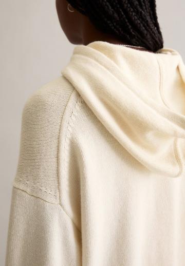 Пуловер с капюшоном