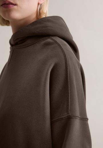 Пуловер с капюшоном