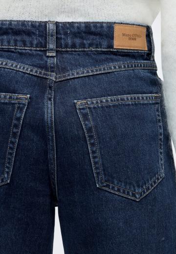 Короткие джинсы