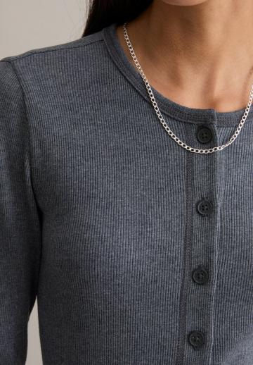 Вязаная кофта