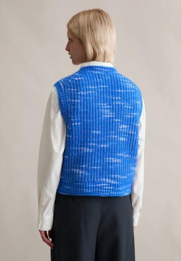 Пуловер без рукавов