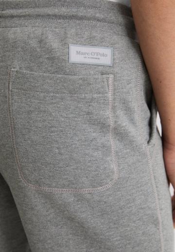 Спортивные штаны