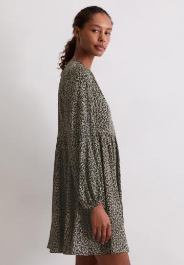 Короткое платье