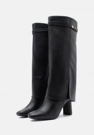 Высокие сапоги