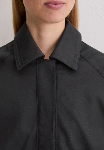 Короткая куртка