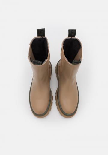 Ботинки челси