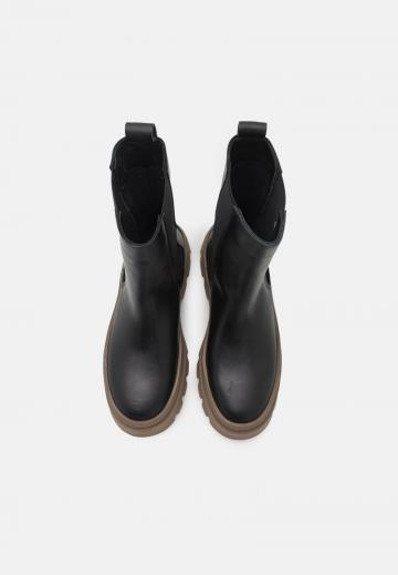 Ботинки челси