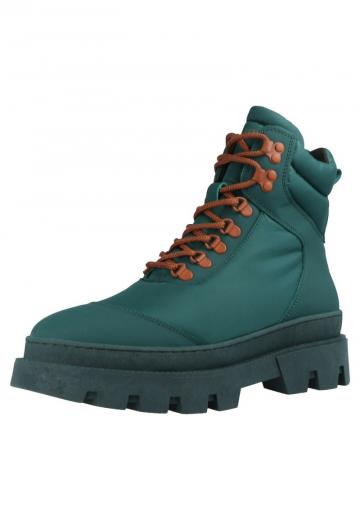 Ботинки на шнуровке