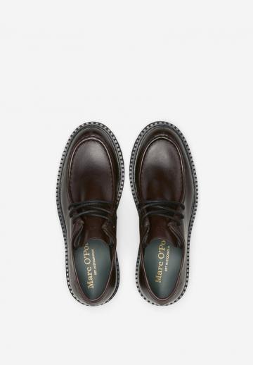 Ботинки на шнуровке