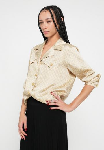 Атласная блузка