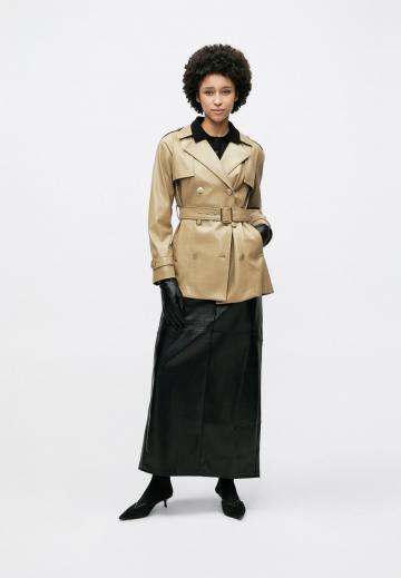 Пальто из искусственной кожи