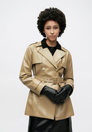 Пальто из искусственной кожи