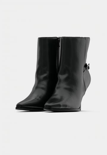 Полусапожки