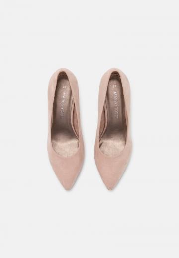 Туфли на высоком каблуке