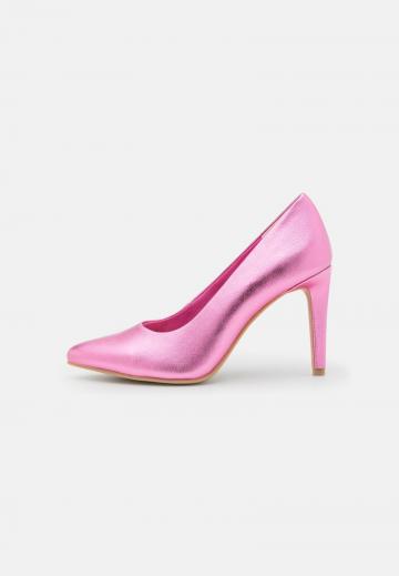 Туфли на высоком каблуке