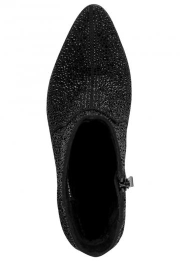 Сапожки на танкетке