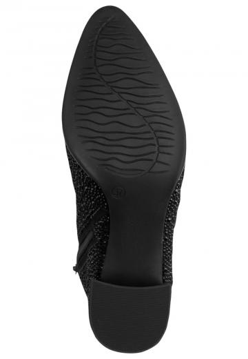 Сапожки на танкетке