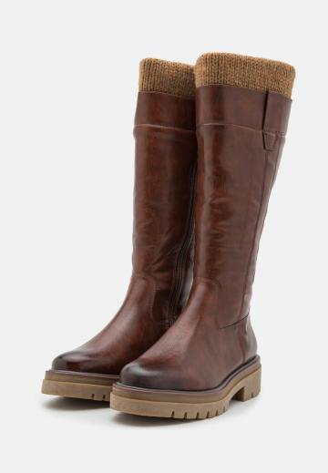 Зимние ботинки