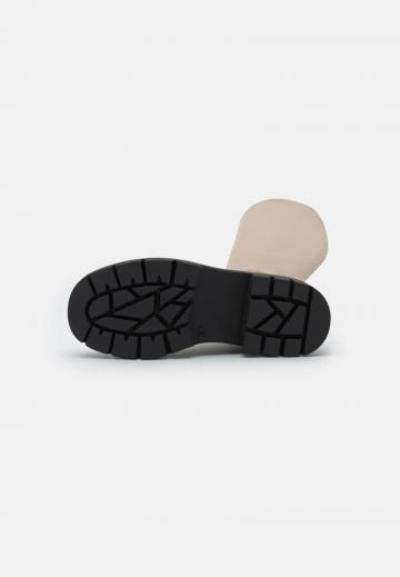 Сапоги на платформе