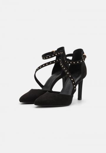 Туфли с ремешком