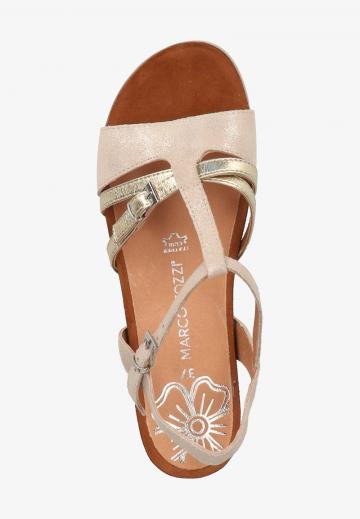 Босоножки на танкетке