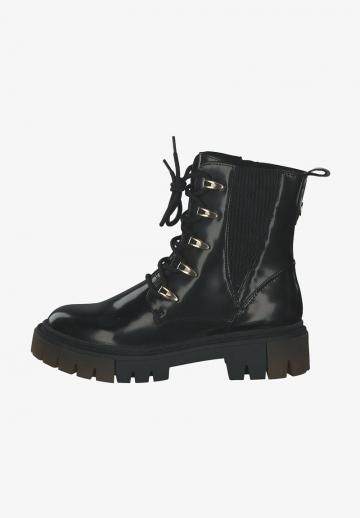 Ботинки на шнуровке
