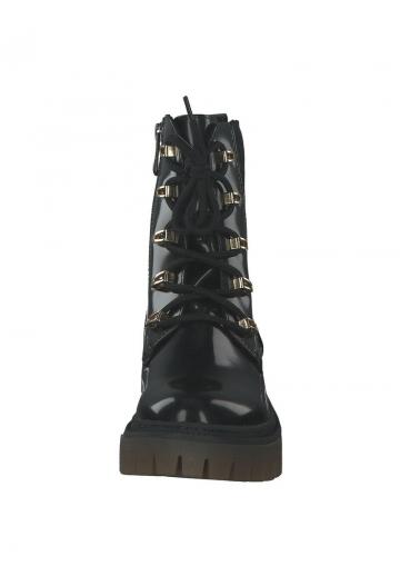 Ботинки на шнуровке