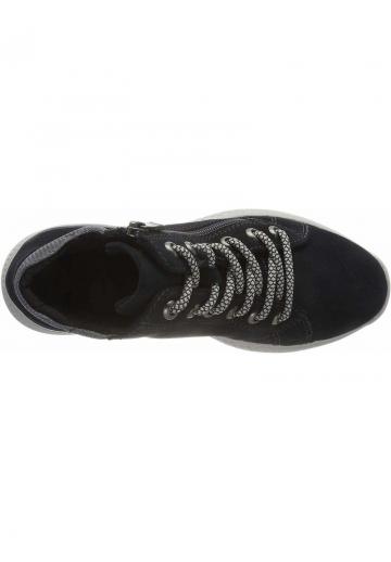 Ботинки на шнуровке