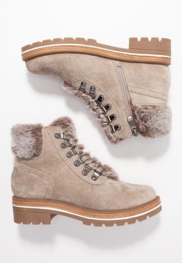 Зимние ботинки