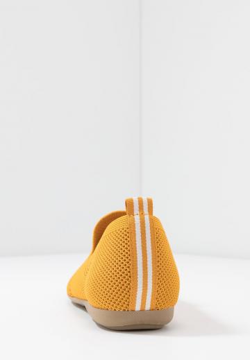 Спортивные балетки