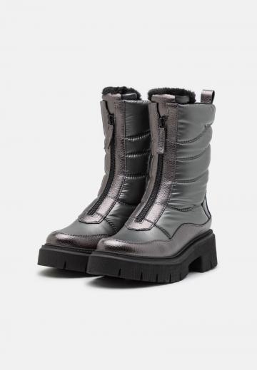 Зимние ботинки