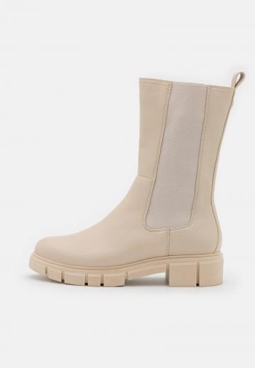 Полусапожки