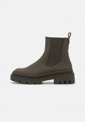 Ботинки челси