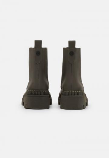 Ботинки челси