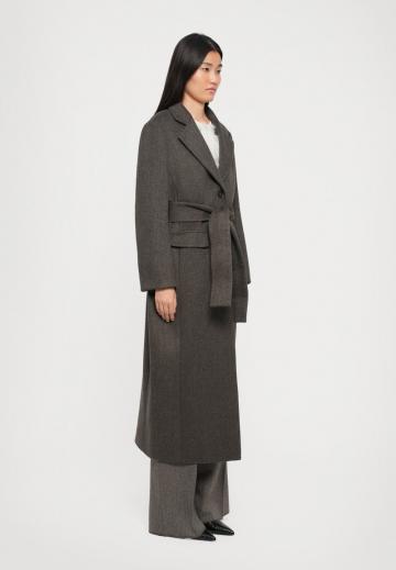 Шерстяное пальто