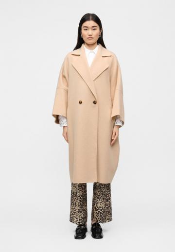 Шерстяное пальто