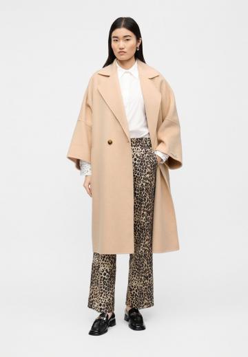 Шерстяное пальто