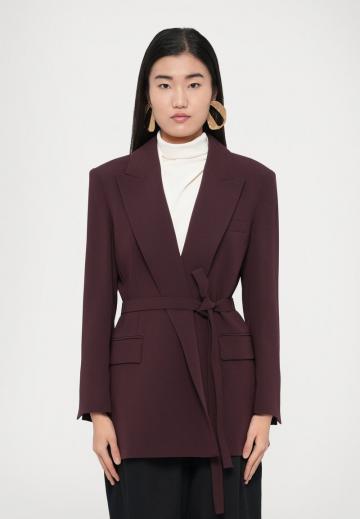 Длинный блейзер