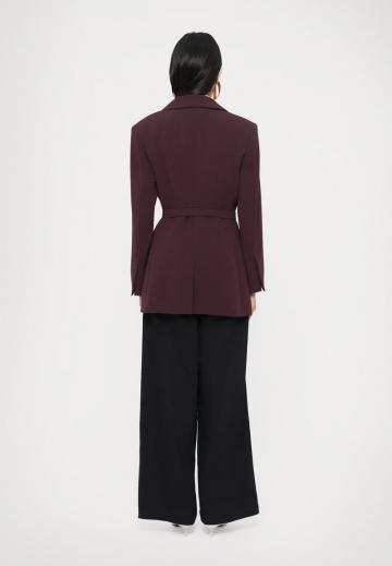 Длинный блейзер