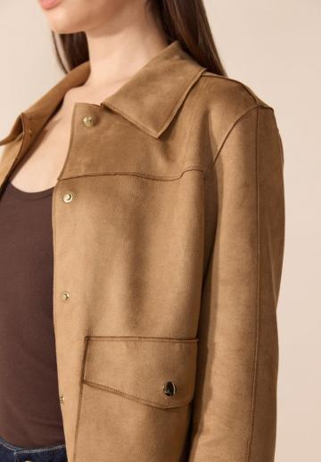 Блейзер с накладными карманами