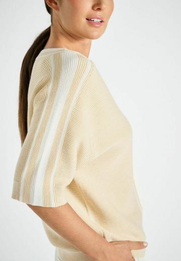 Пуловер с коротким рукавом