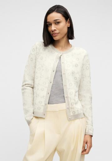 Жаккардовая вязаная кофта