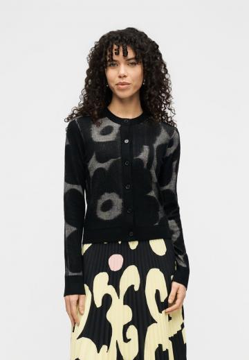 Жаккардовая вязаная кофта