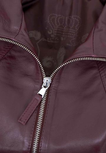 Кожаная куртка