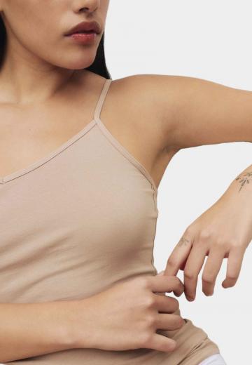 Топ на бретельках