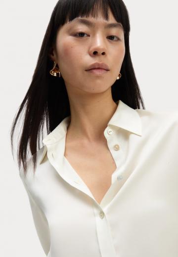 Атласная блузка