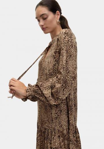 Короткое платье